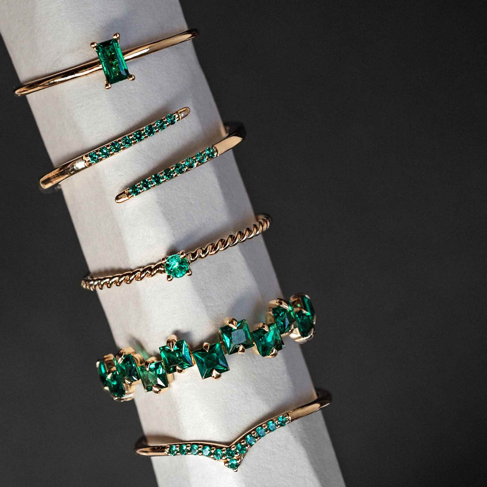 emerald baguette ring | solid gold