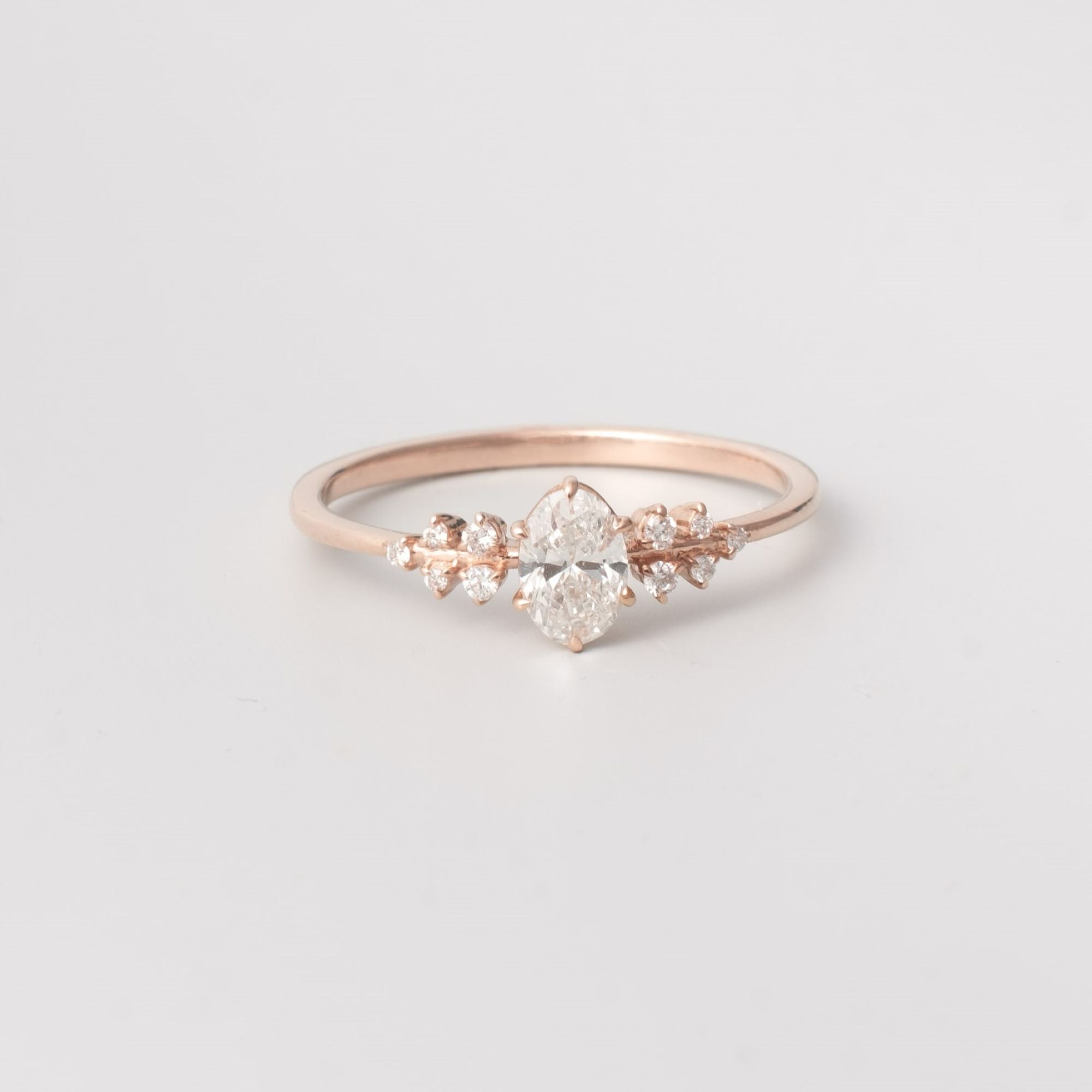 the iconic engagement ring | solid gold