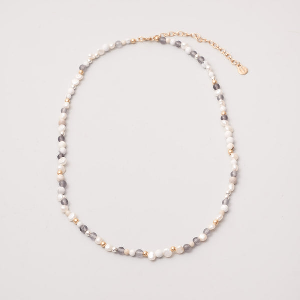 Schwarz und | weiße Dezent Elegant fejn Perlenkette - und jewelry