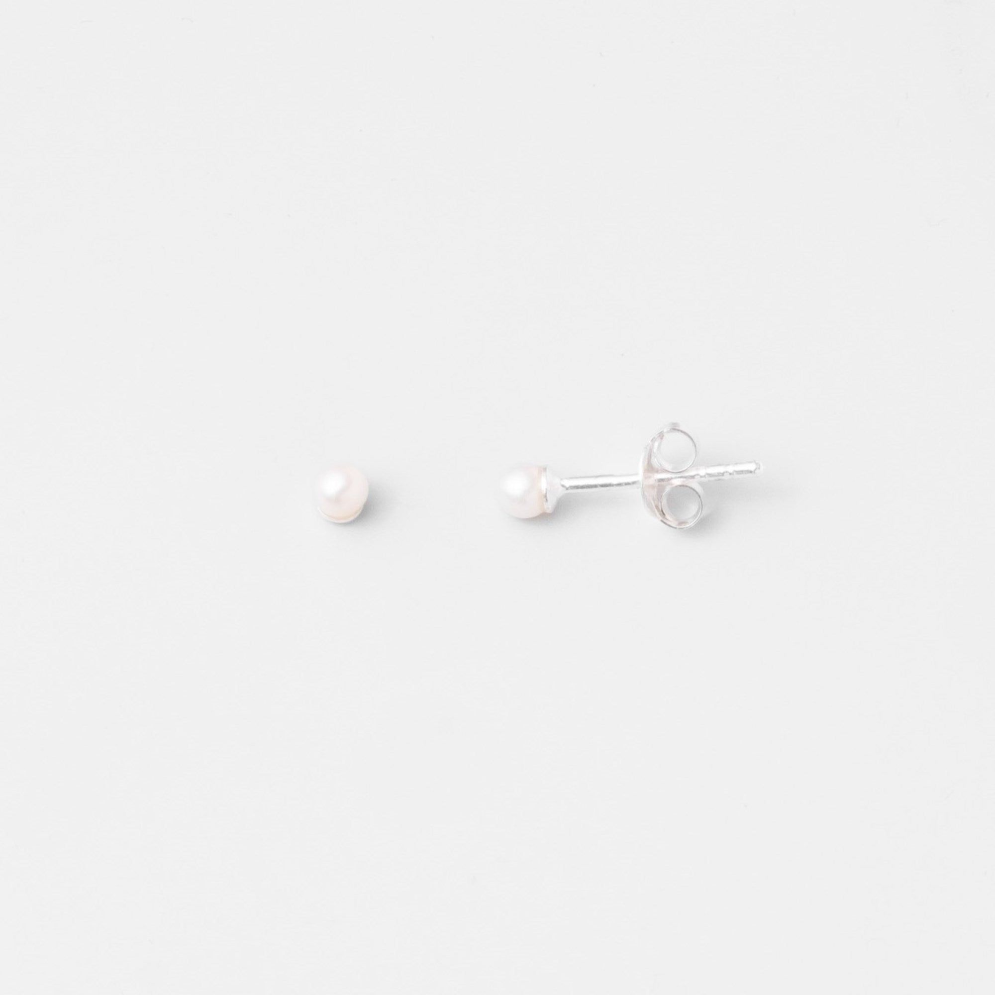 tiny pearl stud